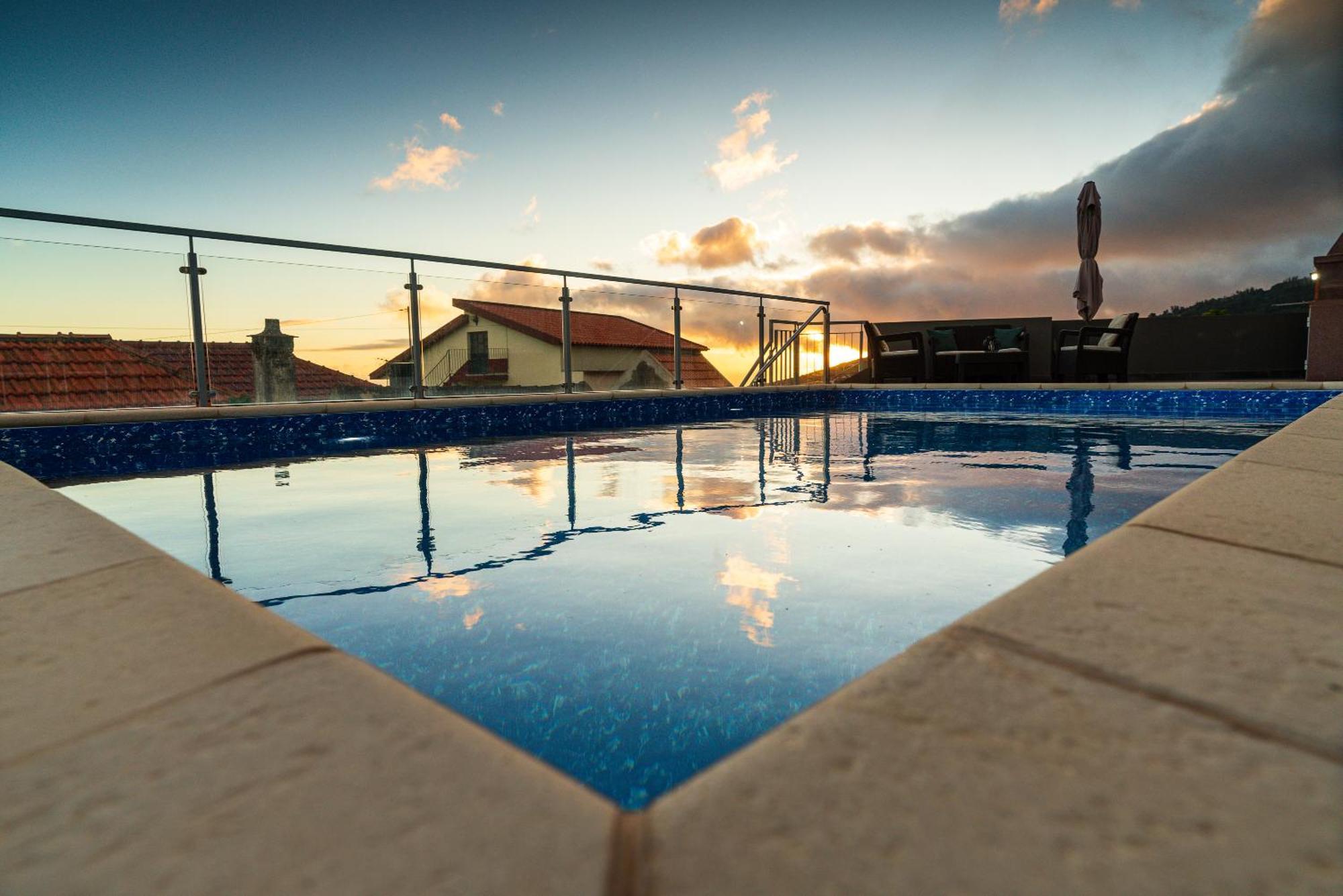Vakantiehuis Roraima House - Private Pool & Garden *