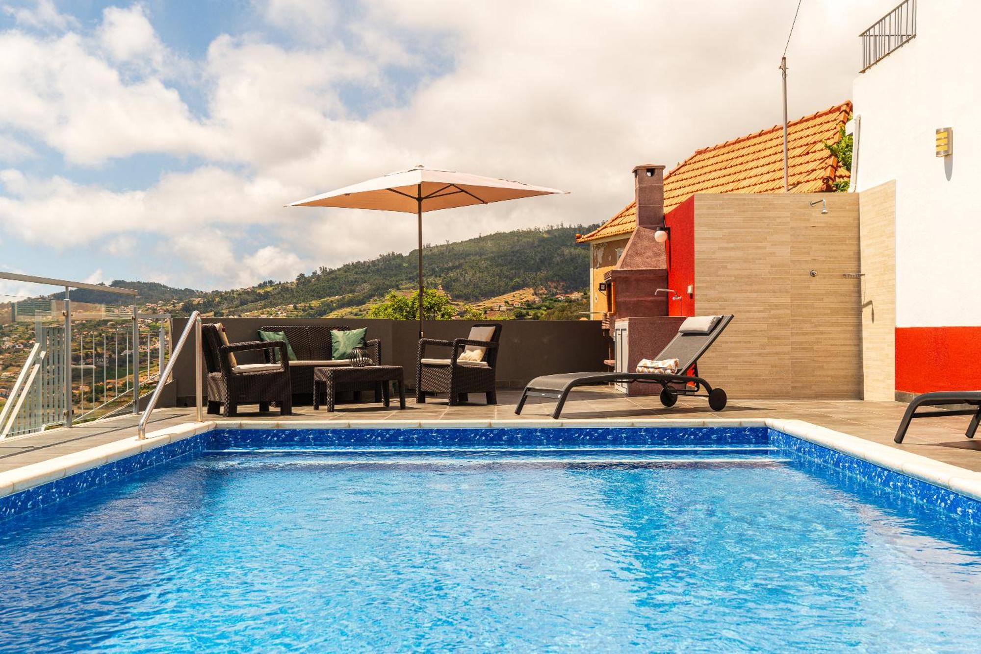 Roraima House - Private Pool & Garden Vakantiehuis